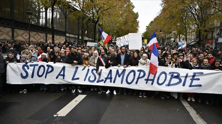 Marcha en Francia en contra de la islamofobia.