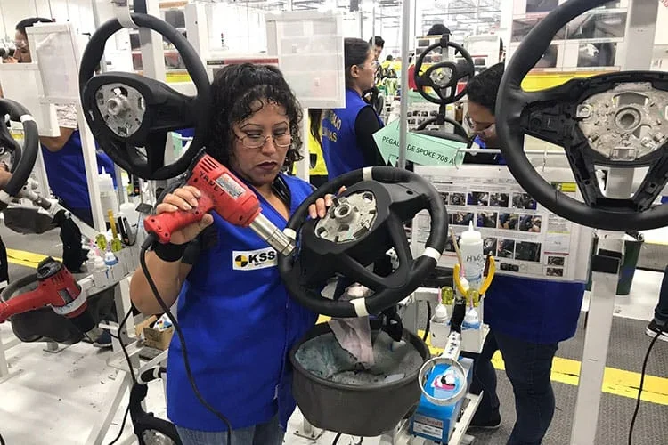 Planta Automotriz Maquiladora De Autos